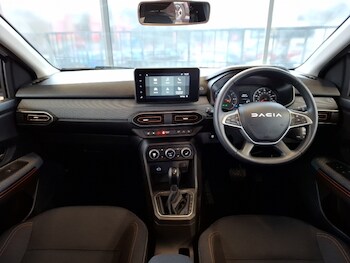 Used Dacia Sandero Stepway 2023 for sale - 77300155: Photo