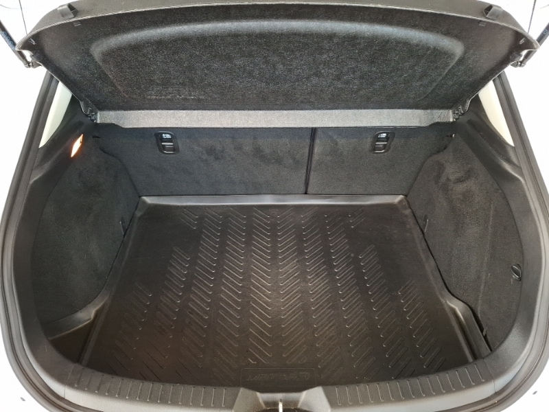 Used Mazda Mazda3 2017 for sale - 76737101: Photo 8