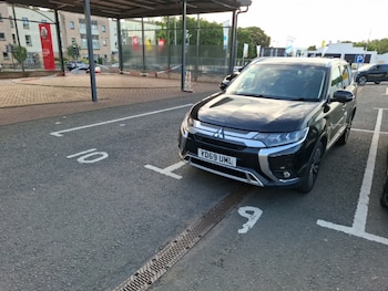 Used Mitsubishi Outlander 2019 for sale - 79087248: Photo