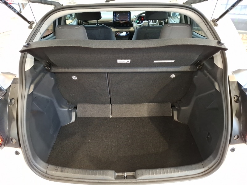 Used Toyota Yaris 2022 for sale - 76271978: Photo 8