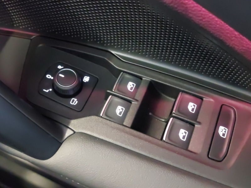 Used Volkswagen Tiguan 2024 for sale - 77035147: Photo 15