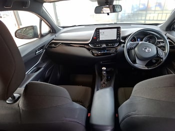 Used Toyota C-HR 2021 for sale - 78790813: Photo