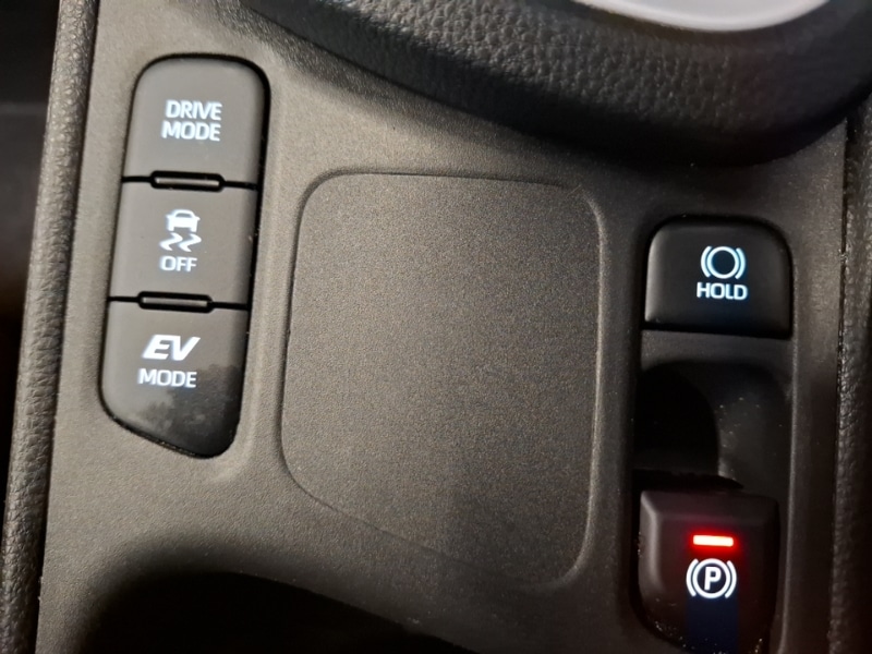 Used Toyota Yaris Cross 2024 for sale - 77881660: Photo 18