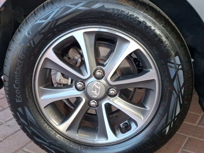 Used Hyundai i10 2014 for sale - 77731645: Photo 12