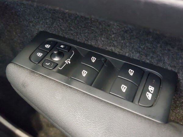 Used Volvo XC40 2024 for sale - 75706679: Photo 16