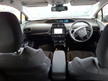Used Toyota Prius 2020 for sale - 78647490: Photo