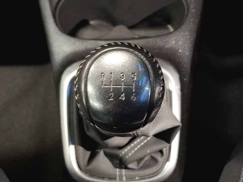 Used Toyota Yaris 2020 for sale - 76839212: Photo 15