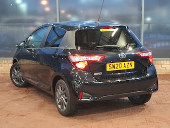 Used Toyota Yaris 2020 for sale - 76839212: Photo