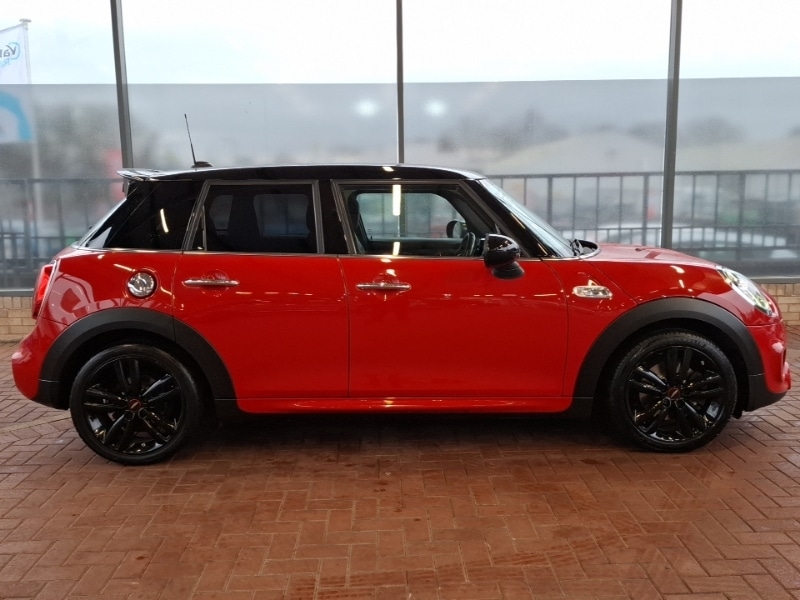 Used MINI Hatch 2018 for sale - 77433125: Photo 4