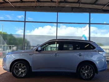 Used Mitsubishi Outlander 2015 for sale - 79006723: Photo