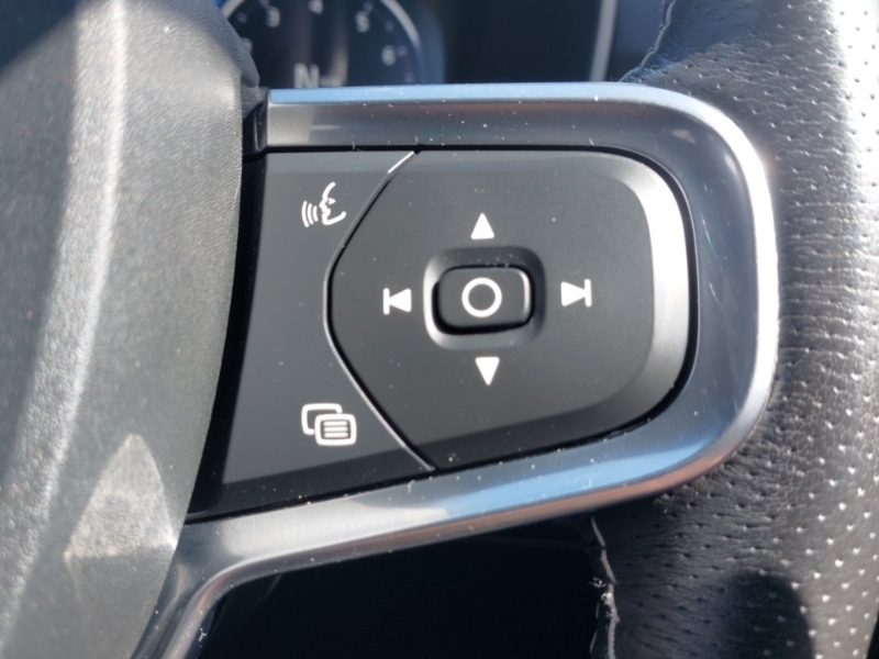 Used Volvo XC40 2021 for sale - 77686247: Photo 17