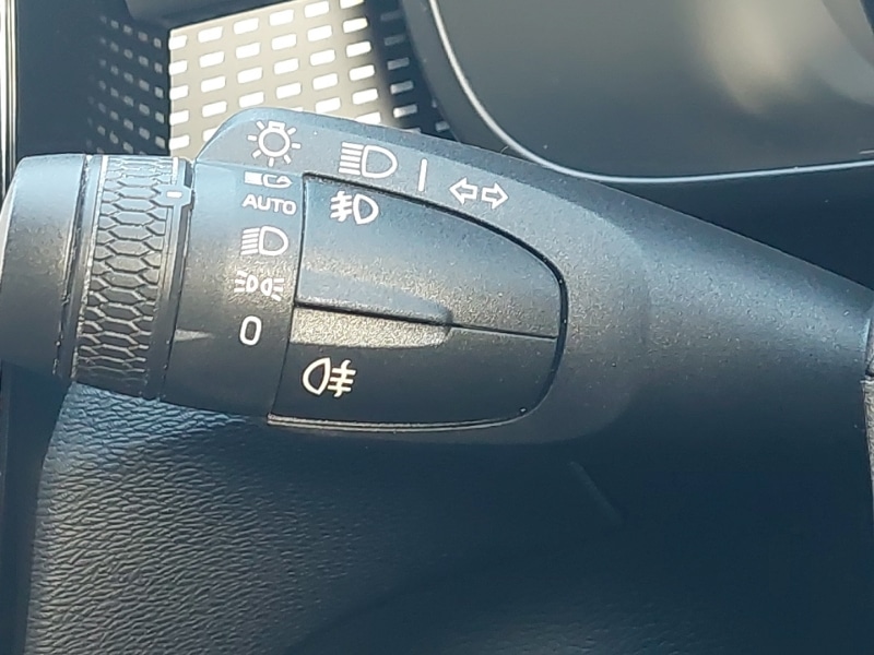 Used Volvo XC40 2021 for sale - 77686247: Photo 18