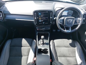 Used Volvo XC40 2021 for sale - 77686247: Photo