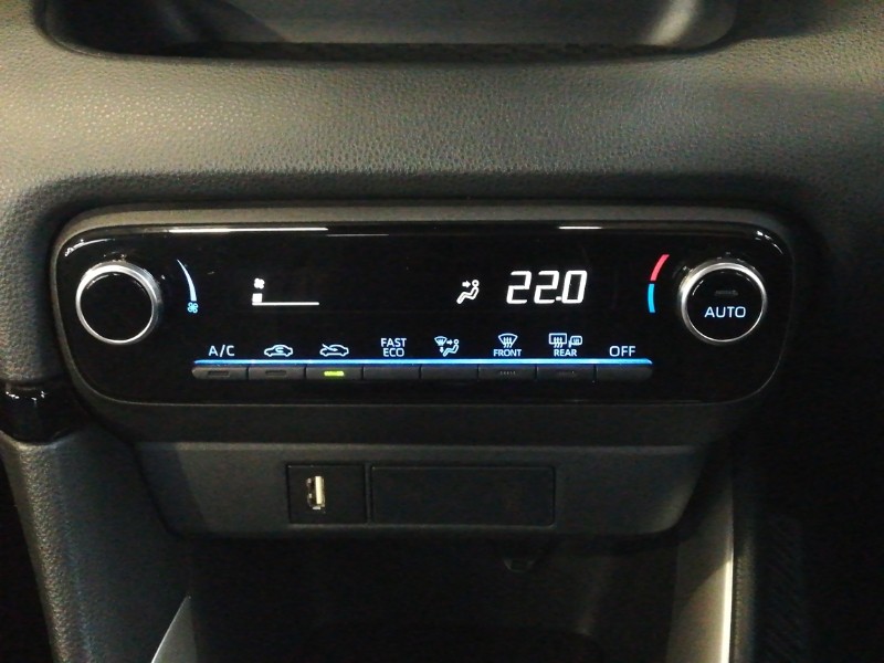 Used Toyota Yaris 2022 for sale - 76160529: Photo 13
