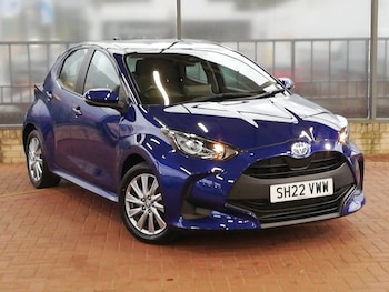Used Toyota Yaris 2022 for sale - 76160529: Photo