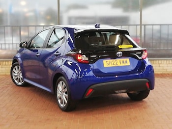 Used Toyota Yaris 2022 for sale - 76160529: Photo