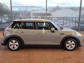Used MINI Hatch 2022 for sale - 76537177: Photo
