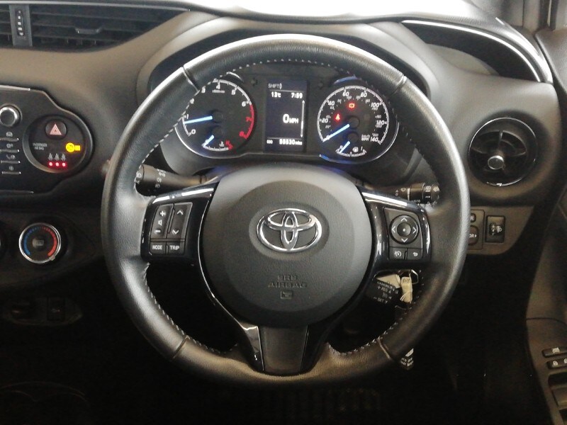 Used Toyota Yaris 2018 for sale - 76059029: Photo 7