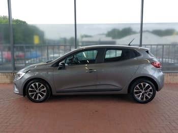 Used Renault Clio 2022 for sale - 75192751: Photo