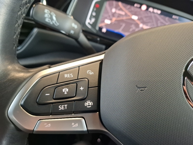 Used Volkswagen T-Roc 2023 for sale - 76897572: Photo 15