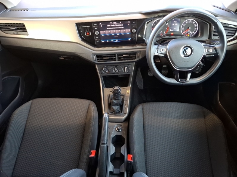 Used Volkswagen Polo 2021 for sale - 76354363: Photo 2