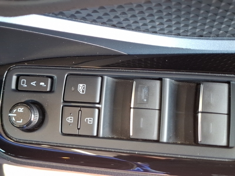 Used Toyota C-HR 2020 for sale - 78112860: Photo 13