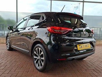 Used Renault Clio 2022 for sale - 78634517: Photo