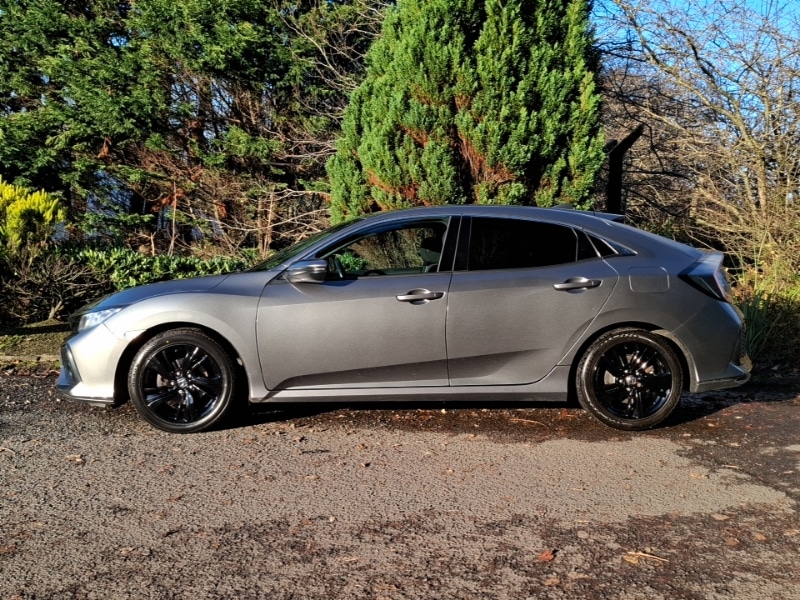 Used Honda Civic 2019 for sale - 76606290: Photo 4