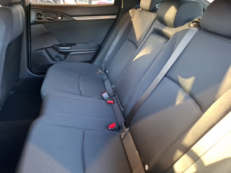 Used Honda Civic 2019 for sale - 76606290: Photo 6