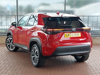 Used Toyota Yaris Cross 2024 for sale - 75900196: Photo