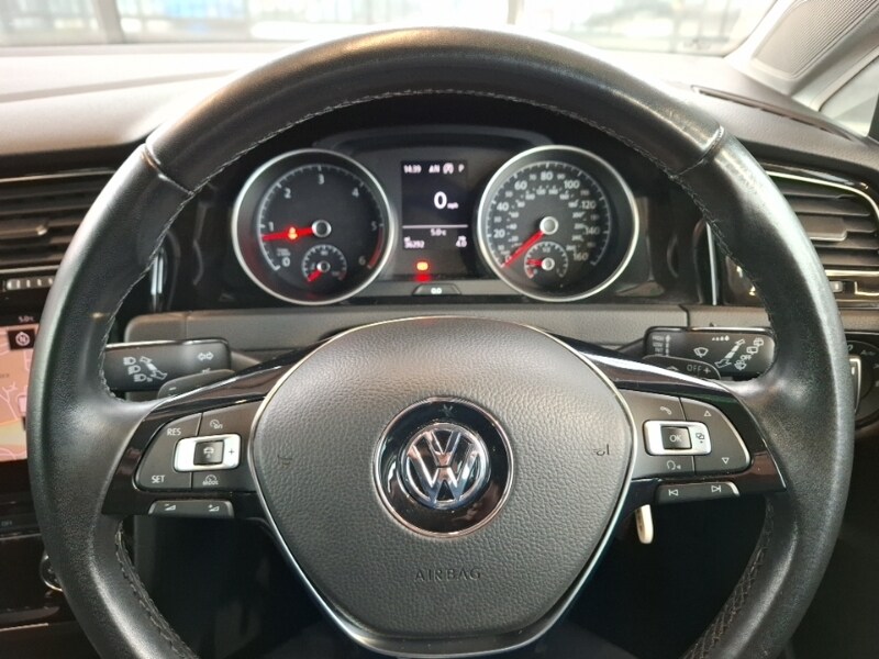 Used Volkswagen Golf 2018 for sale - 77605750: Photo 11