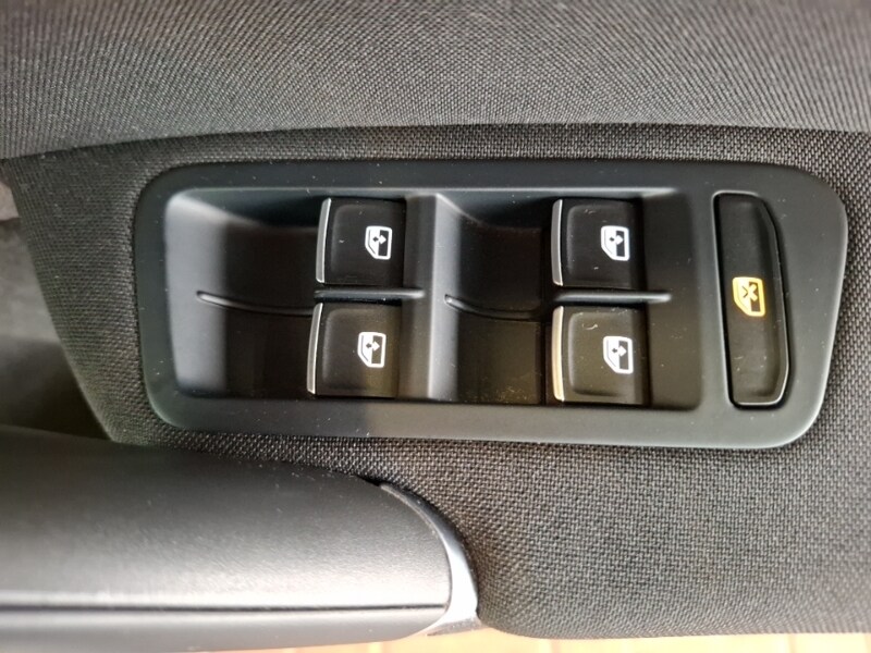 Used Volkswagen Golf 2018 for sale - 77605750: Photo 14