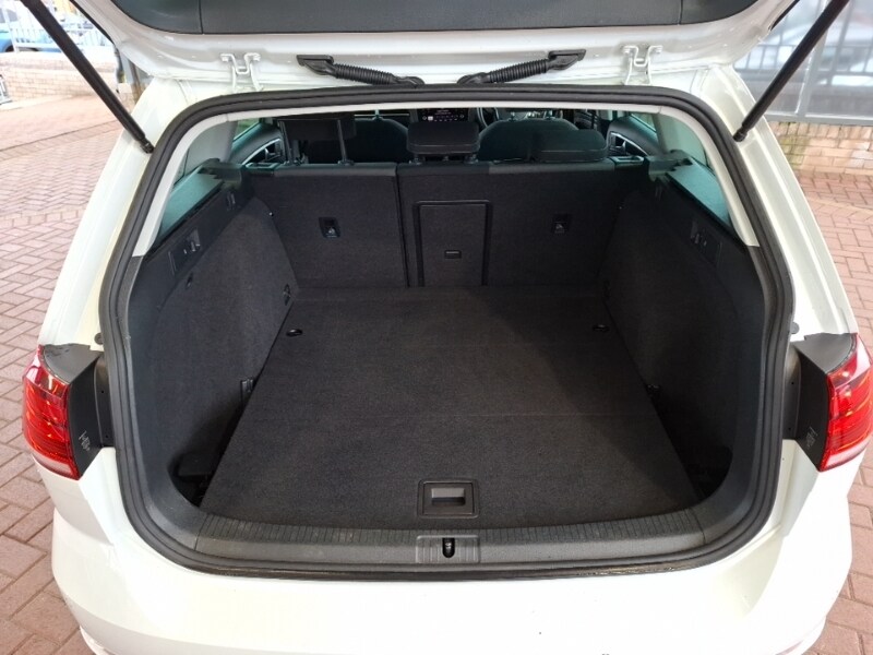 Used Volkswagen Golf 2018 for sale - 77605750: Photo 8