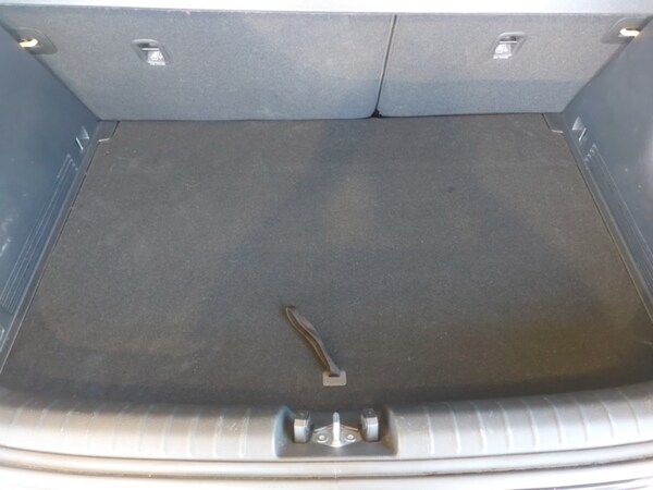 Used Kia Stonic 2024 for sale - 75714831: Photo 8