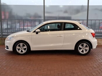 Used Audi A1 2015 for sale - 77173578: Photo
