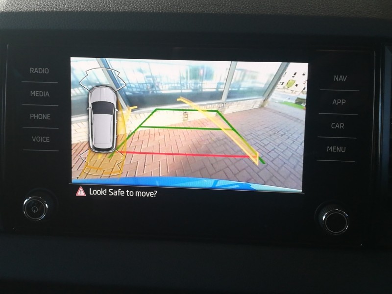 Used Skoda Karoq 2024 for sale - 76771492: Photo 19