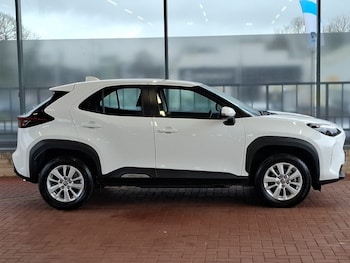 Used Toyota Yaris Cross 2023 for sale - 78355423: Photo