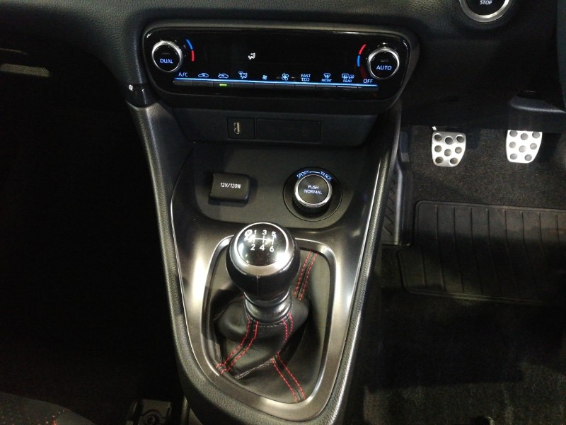 Used Toyota Yaris 2021 for sale - 76354362: Photo 11