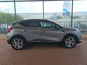 Used Renault Captur 2023 for sale - 78441800: Photo