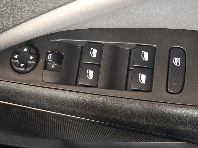 Used Vauxhall Crossland X 2019 for sale - 77907319: Photo 17