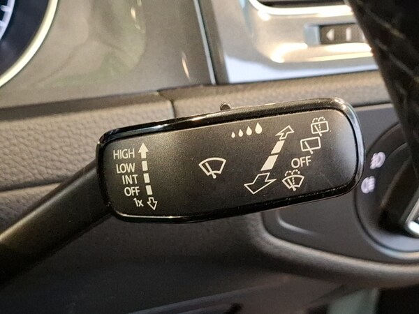 Used Volkswagen Golf 2019 for sale - 76258412: Photo 17