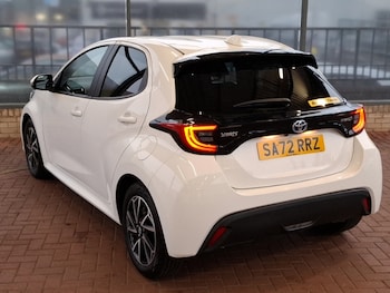 Used Toyota Yaris 2022 for sale - 77154985: Photo