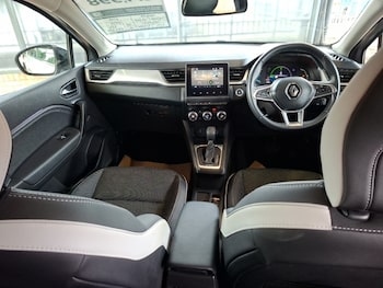 Used Renault Captur 2023 for sale - 79406910: Photo