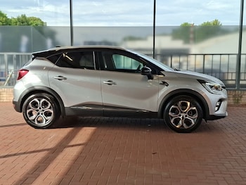 Used Renault Captur 2023 for sale - 79406910: Photo