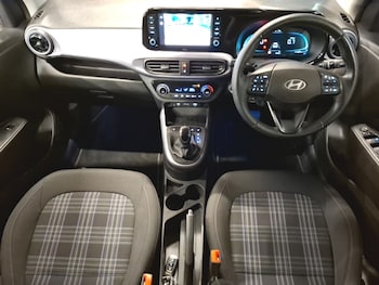 Used Hyundai i10 2025 for sale - 77458098: Photo