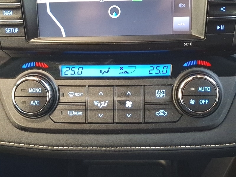 Used Toyota RAV4 2018 for sale - 77347713: Photo 13