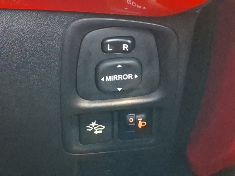 Used Toyota AYGO 2017 for sale - 77252443: Photo 12