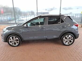 Used Kia Stonic 2023 for sale - 77823125: Photo