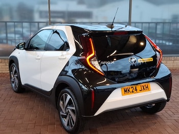 Used Toyota Aygo X 2024 for sale - 76897615: Photo