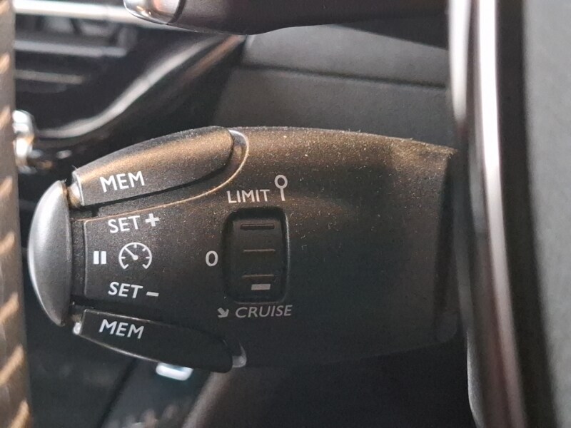 Used Peugeot 2008 2023 for sale - 77509358: Photo 15